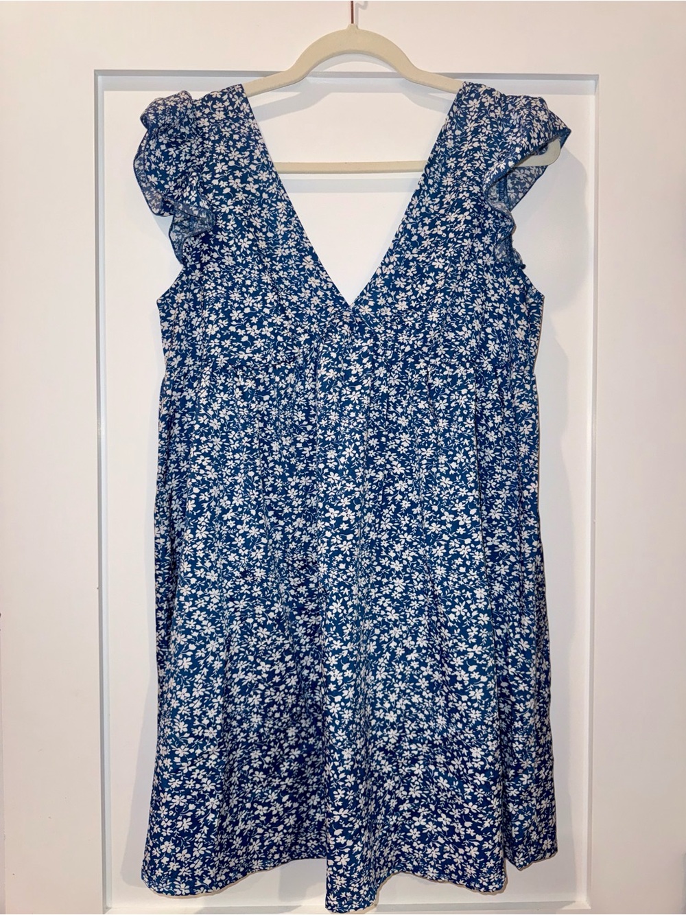 Blue Floral V-Neck Ruffle Sleeve Dress